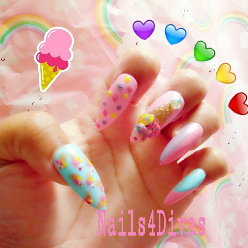 Fake nails